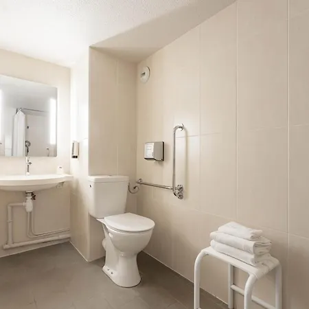 Calais Tunnel Sous La Manche מלון