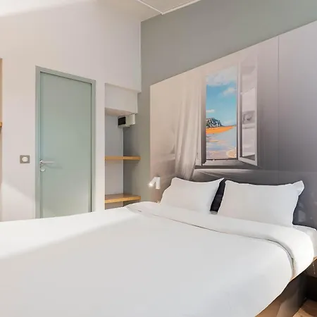 Calais Tunnel Sous La Manche 2*