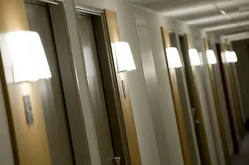 Hotel Calais Tunnel Sous La Manche 2*
