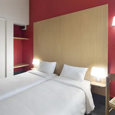 Calais Tunnel Sous La Manche Hotel Coquelles
