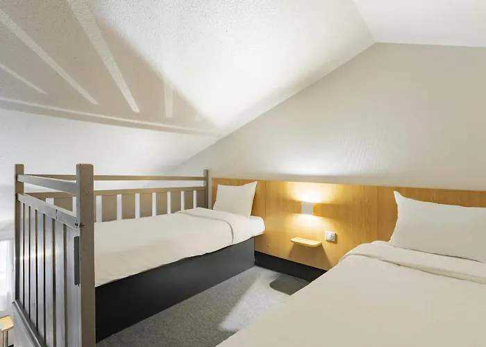 Hotel Calais Tunnel Sous La Manche Coquelles