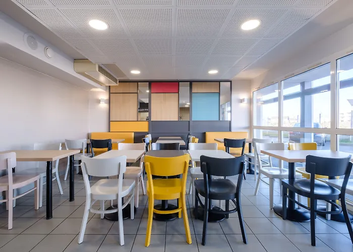 Calais Tunnel Sous La Manche Hotel 2*