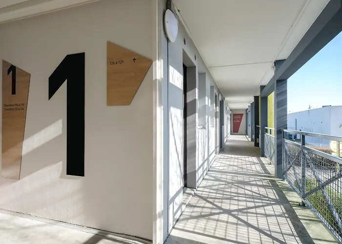 Calais Tunnel Sous La Manche Hotel Coquelles